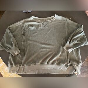 Women’s AE American Eagle Oversized Waffle Hug Sweatshirt, Olive, size XL